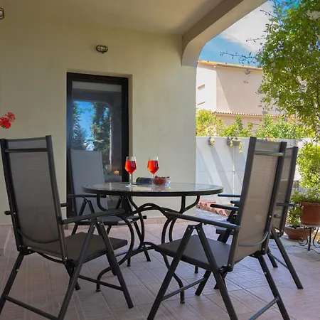 Urban Terrace Apartman Pula